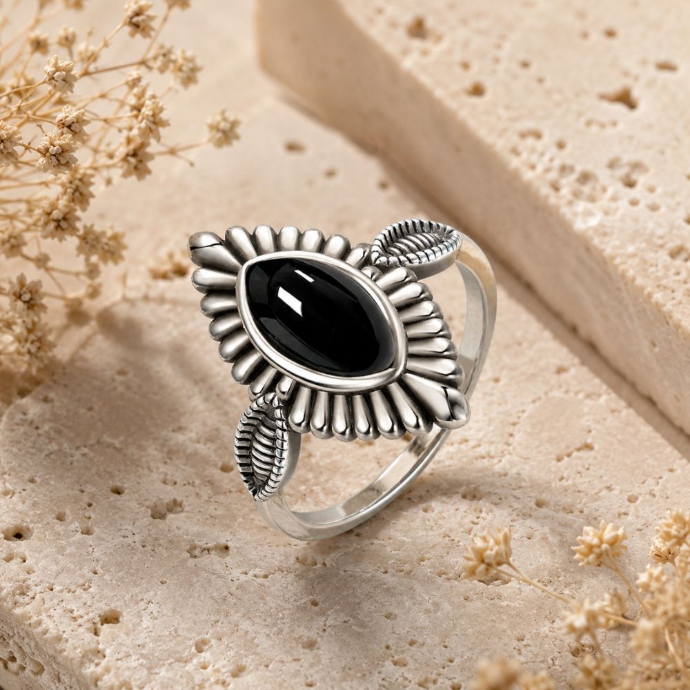 Bague Onyx Noir Ancienne