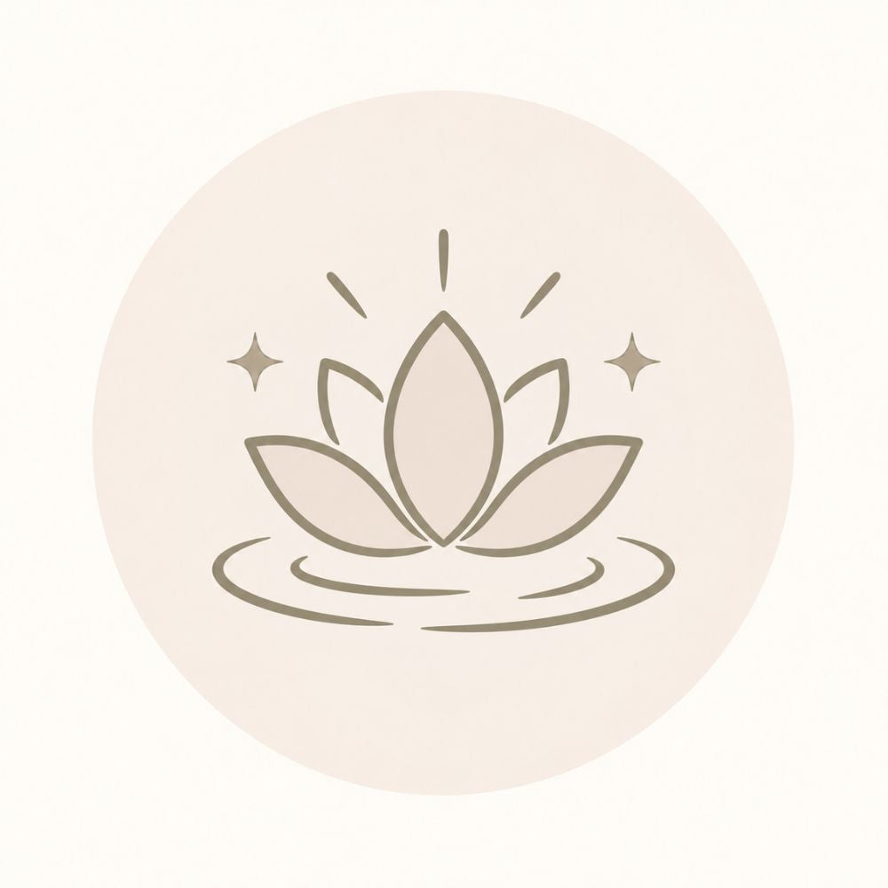 Fleur de lotus sur l’eau, symbole de sérénité et d’apaisement