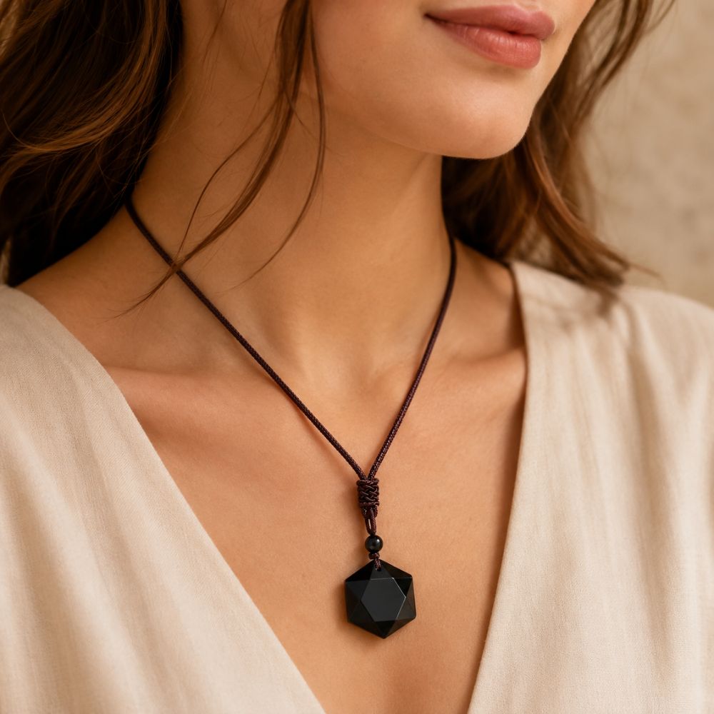 Pendentif Obsidienne Noire Étoile